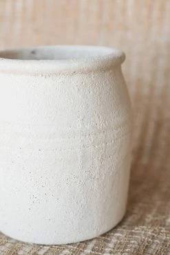 CREATIVE CO OP DISTRESSED TERRA COTTA CROCK Home