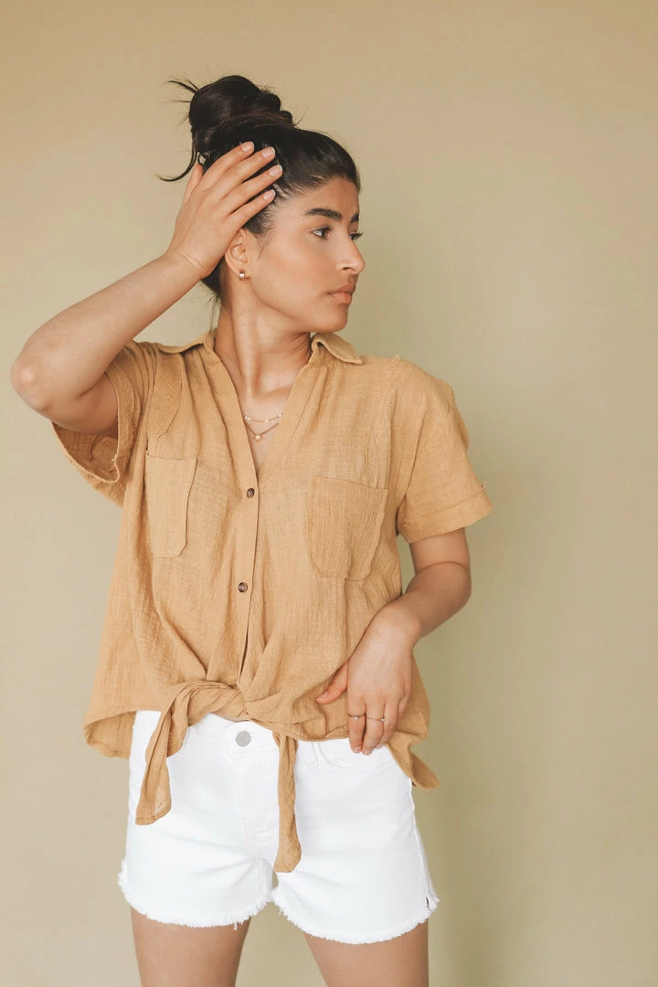 WISHLIST Tops CARMYN FRONT-TIE SHIRT 11 WISHLIST Tops CARMYN FRONT-TIE SHIRT