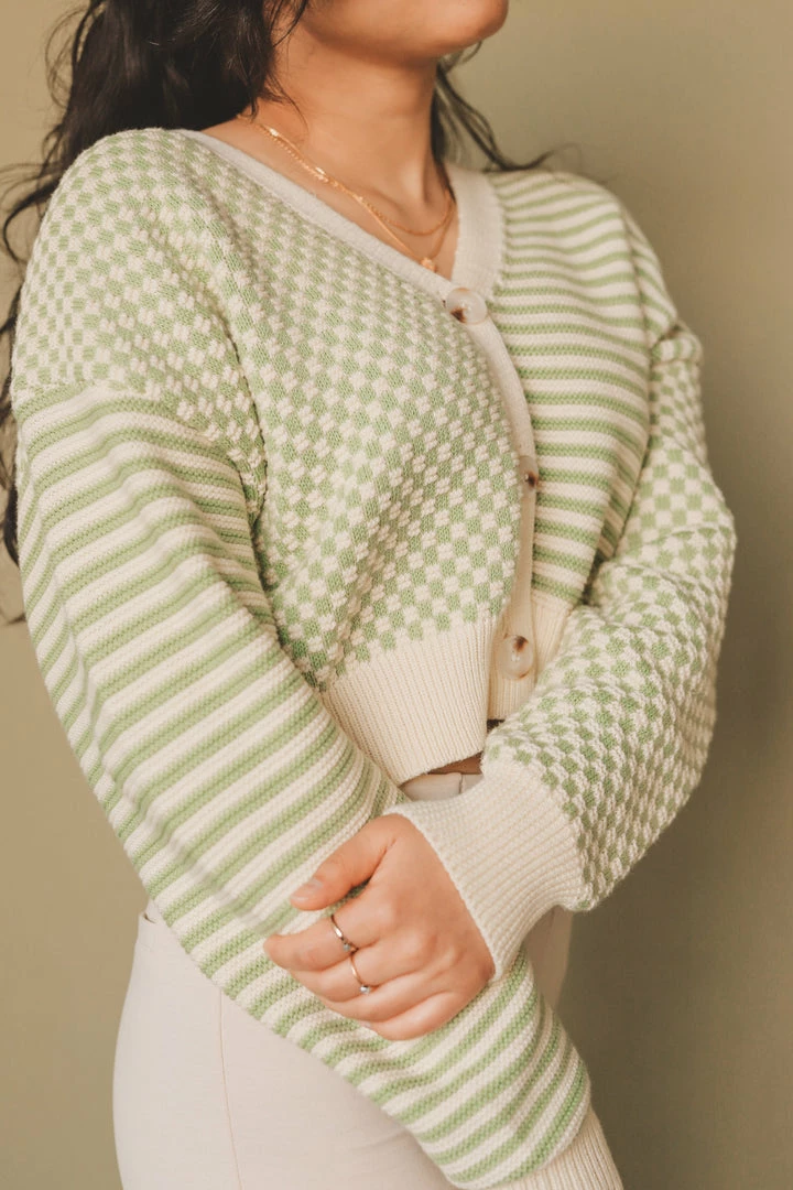 MISS LOVE JESSIE CARDIGAN Sweaters 4 MISS LOVE JESSIE CARDIGAN Sweaters