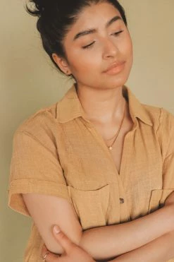 WISHLIST Tops CARMYN FRONT-TIE SHIRT 23 WISHLIST Tops CARMYN FRONT-TIE SHIRT