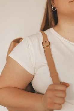 LE LIS Tops HAPPY DAISY POCKET TEE