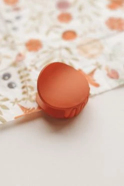 TIEPOLOGY ACCESSORIES MODERN CIRCLE HAIR CLIP