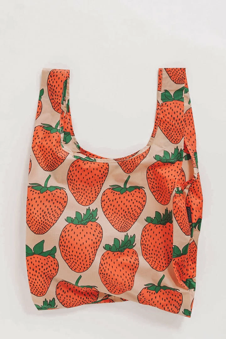 ACCESSORIES BAGGU REUSABLE BAG · FRUITS + FLORALS 10 ACCESSORIES BAGGU REUSABLE BAG · FRUITS + FLORALS