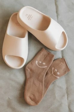 LET'S SEE STYLE SHOES AUDRINA SANDALS