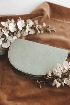 SHIRALEAH GIGI HALF MOON WRISTLET