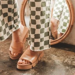 LET'S SEE STYLE GABRIELLE SANDALS