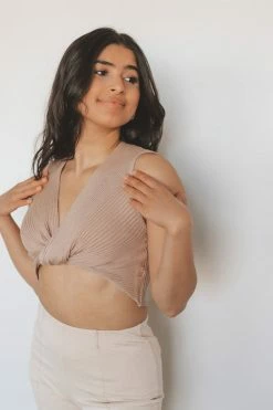 MISS LOVE Crop Tops MEL CROP TOP