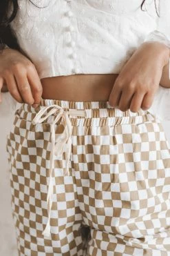 LE LIS CARA CHECKER PRINT PANTS