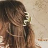 WALL TO WALL ACCESSORIES WAVY HAIR CLIP