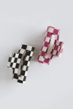 WALL TO WALL CHECKERED HAIR CLIP ACCESSORIES