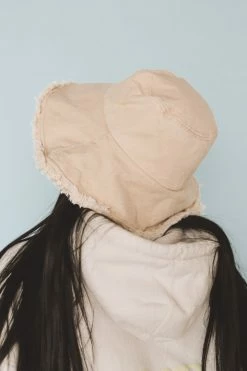 OLIVE & PIQUE BUNGALOW CANVAS HAT