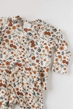 MEBIE BABY HARVEST FLORAL 2-PIECE POCKET SET LIFESTYLE