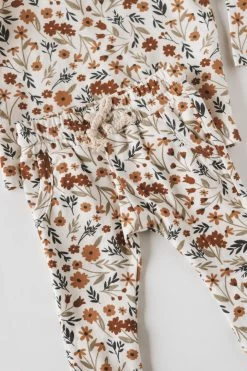 MEBIE BABY HARVEST FLORAL 2-PIECE POCKET SET LIFESTYLE