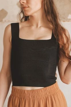 LISTICLE ELORA BRAMI TOP