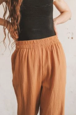 WISHLIST Bottoms DAVINA HIGH-WAISTED PANTS 9 WISHLIST Bottoms DAVINA HIGH-WAISTED PANTS