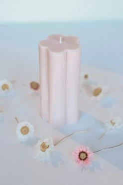 Kittsona BLOOM CANDLE 路聽LILAC