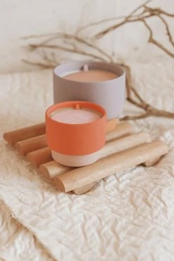 BLOOMINGVILLE Home RUBBERWOOD FOOTED TRIVET