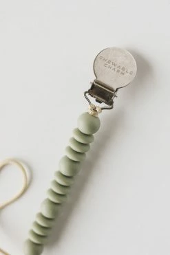 CHEWABLE CHARM LIFESTYLE GRACE PACIFIER CLIP · SUCCULENT