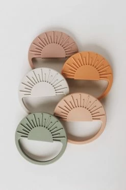 CHEWABLE CHARM LIFESTYLE SUN RAY SILICONE TEETHER