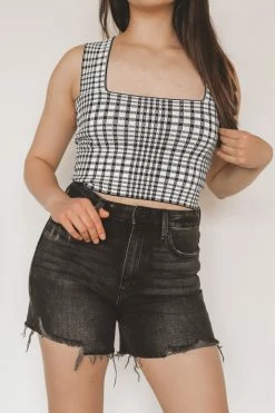 LISTICLE EMMY CROP TOP Tops