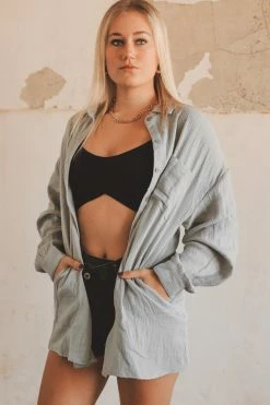 WISHLIST SHORELINE BUTTON-UP 22 WISHLIST SHORELINE BUTTON-UP