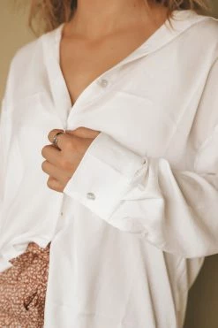 MISS LOVE GWEN BUTTON DOWN BLOUSE