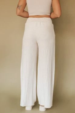 GILLI Bottoms EMBERLY WIDE LEG PANTS