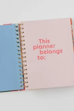 BAN.DO 17 MO. MEDIUM PLANNER · BERRY BUTTERFLIES