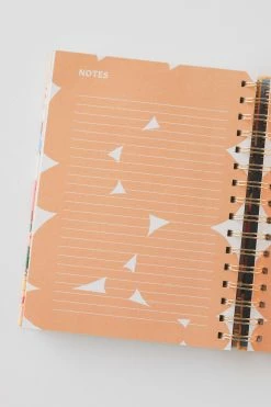 BAN.DO 17 MO. MEDIUM PLANNER · BERRY BUTTERFLIES