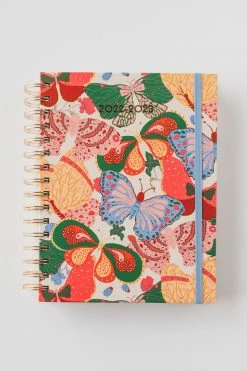 BAN.DO 17 MO. MEDIUM PLANNER · BERRY BUTTERFLIES