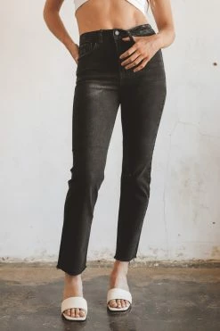 JBD. Bottoms JILLIAN STRAIGHT LEG JEANS