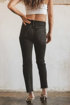 JBD. Bottoms JILLIAN STRAIGHT LEG JEANS