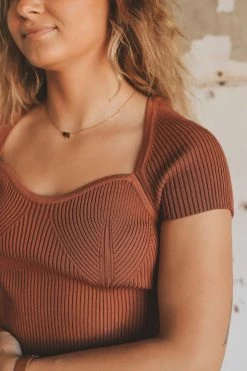 MISS LOVE IVY KNIT TOP