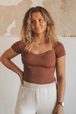 MISS LOVE IVY KNIT TOP