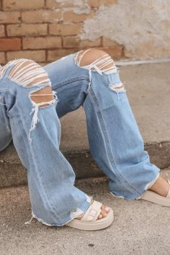 FLYING MONKEY Bottoms CLAIRE DISTRESSED 90'S JEANS