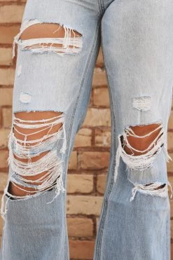 FLYING MONKEY Bottoms CLAIRE DISTRESSED 90'S JEANS