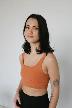 BY TOGETHER SEAMLESS RIBBED CROP TOP Crop Tops