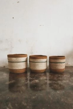 CREATIVE CO-OP NATURAL SEAGRASS STRIPED BASKET